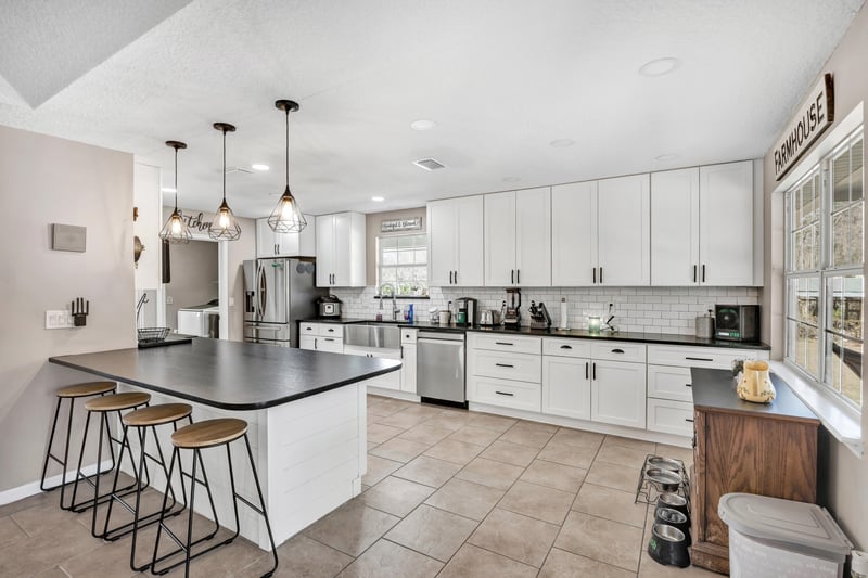 Photo 13 of 4919 Kangaroo Cir, Middleburg, FL 32068, photographed by Megapixeler