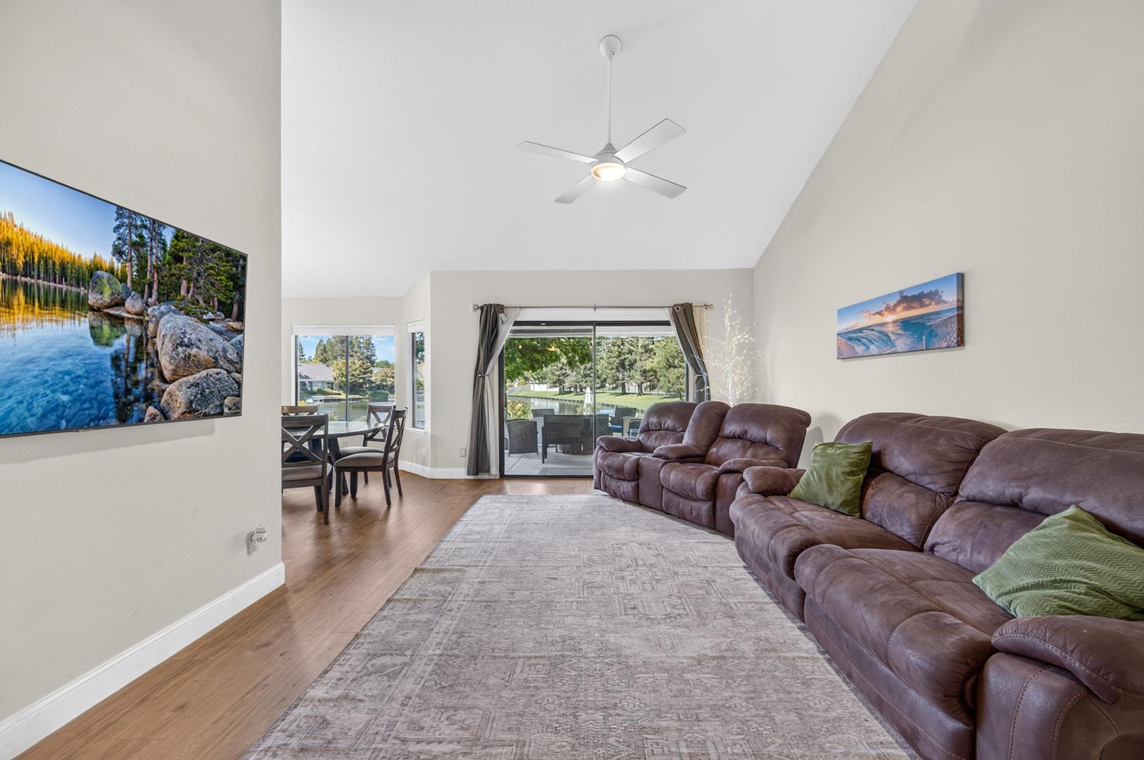 813 E Catalina Cir, photo 37