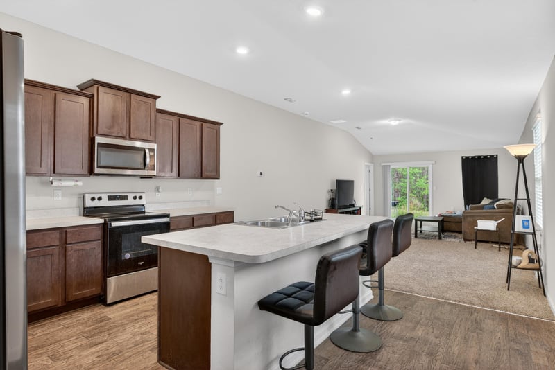 Photo 7 of 15679 Strawberry Roan Ct, Jacksonville, FL 32234, photographed by Megapixeler