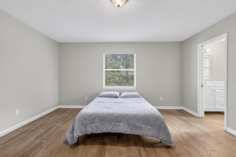 Photo 23 of 478 Shamrock Ave S, Jacksonville, FL 32218, photographed by Megapixeler
