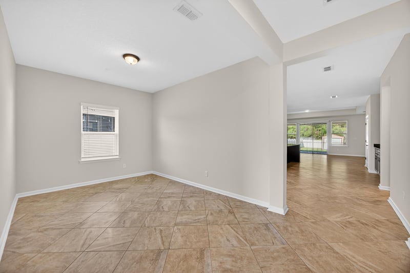 Photo 6 of 1486 Panther Lk Pkwy, Jacksonville, FL 32221, photographed by Megapixeler