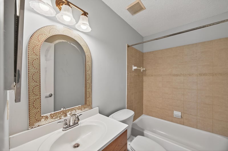 Photo 13 of 10711 Whispering Woods Pl #2, Jacksonville, FL 32246, photographed by Megapixeler