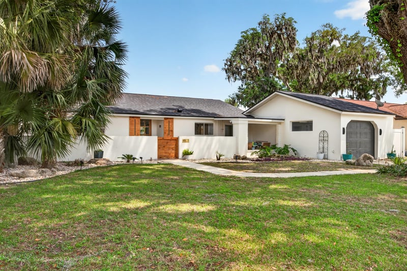 Photo 5 of 8 Fernwood Ln, Palm Coast, FL 32137, photographed by Megapixeler