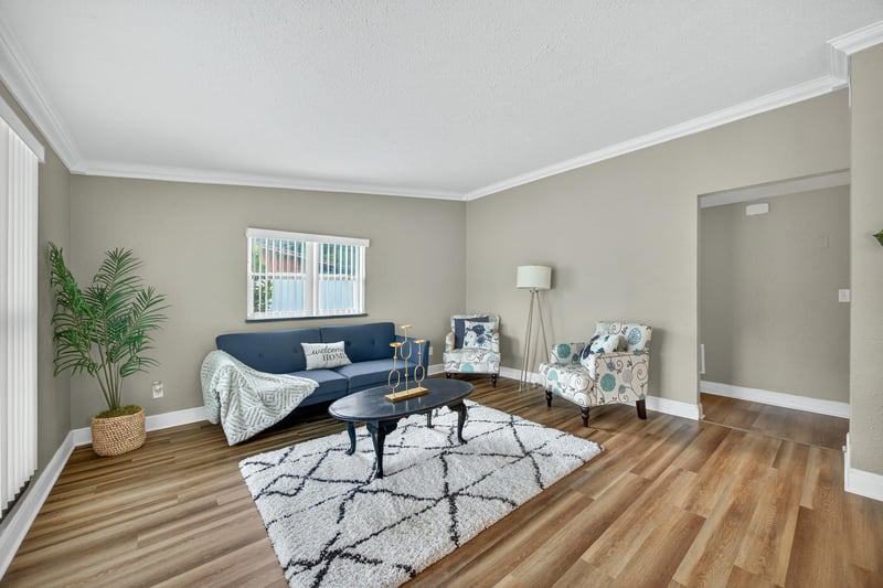 Photo 6 of 517 Renne Dr N, Jacksonville, FL 32218, photographed by Megapixeler