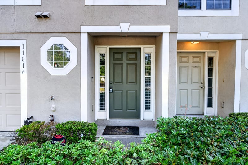 Photo 3 of 11816 Lake Bend Cir, Jacksonville, FL 32218, photographed by Megapixeler