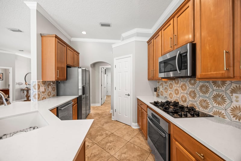 Photo 19 of Dartmoor Ct, Jacksonville, FL 32256, photographed by Megapixeler