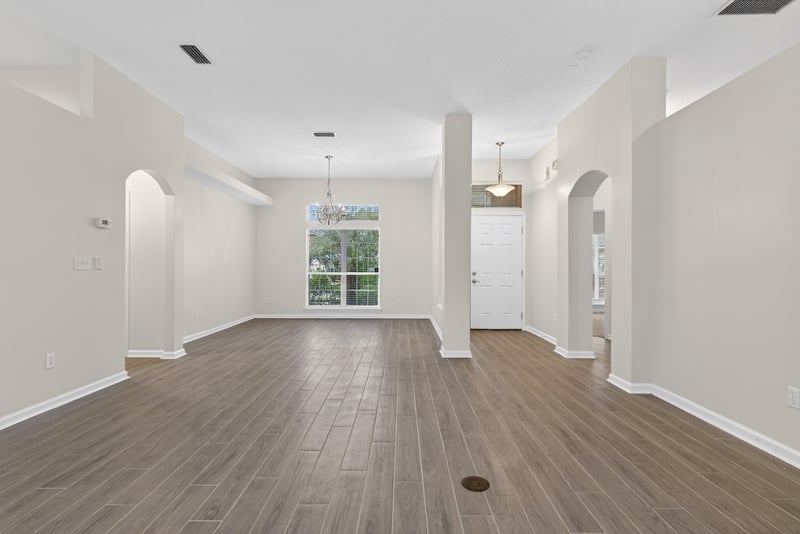 Family Room at 14344 Summer Breeze Dr, Jacksonville, FL 32218