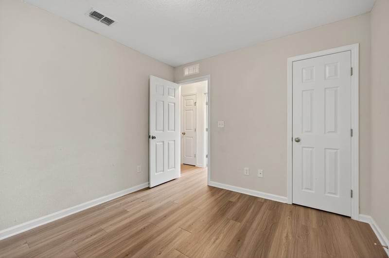 Photo 20 of 5315 Colonial Ave, Jacksonville, FL 32210, photographed by Megapixeler