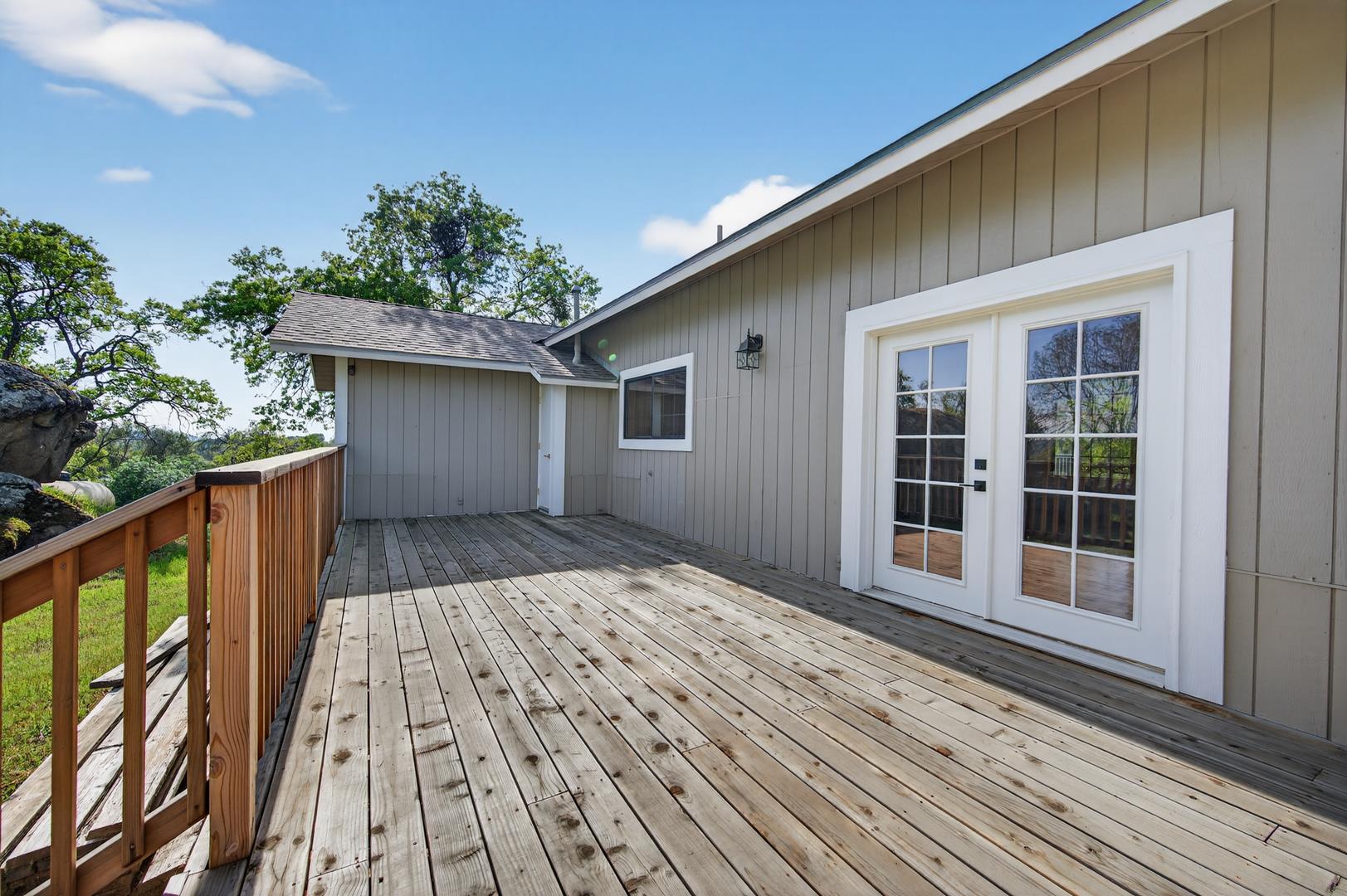 30919 Auberry Rd, photo 53