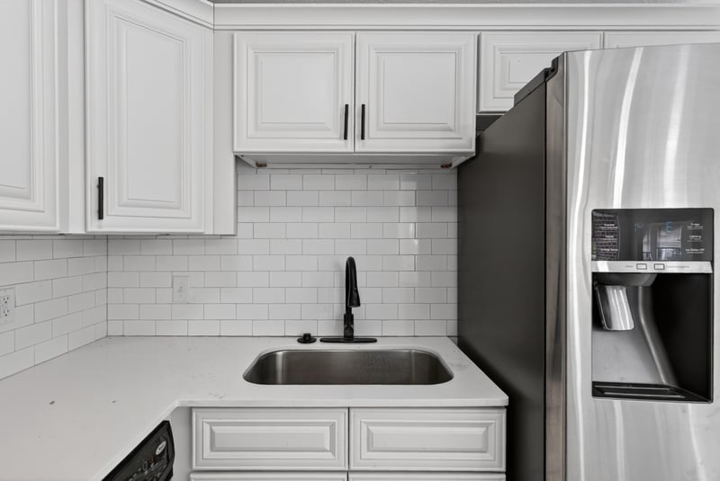 Photo 16 of 7028 Lincoln Cir W, Jacksonville, FL 32209, photographed by Megapixeler