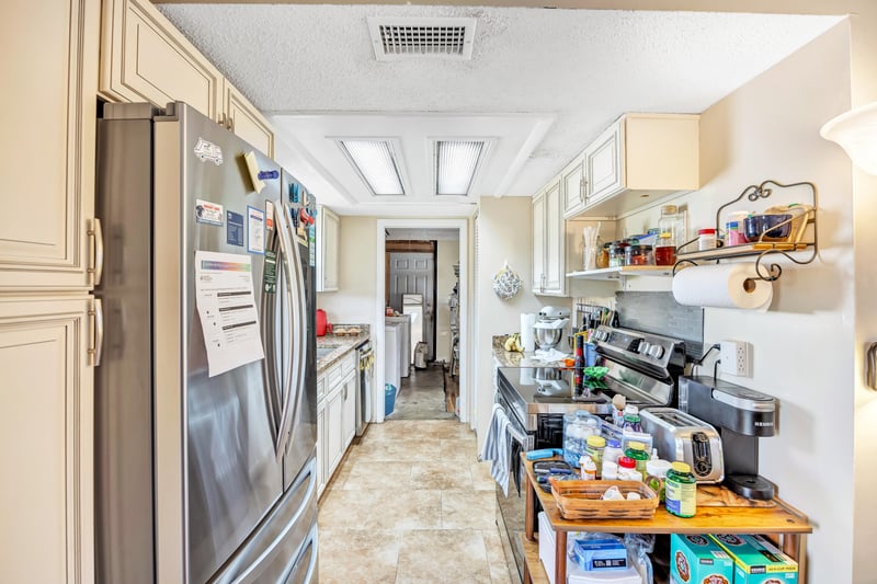 Photo 12 of 2823 Tanglewood Blvd, Orange Park, FL 32065, photographed by Megapixeler