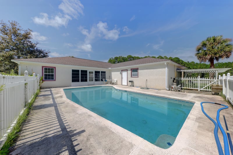 Photo 5 of 4070 Red Pine Ln, St. Augustine, FL 32086, photographed by Megapixeler