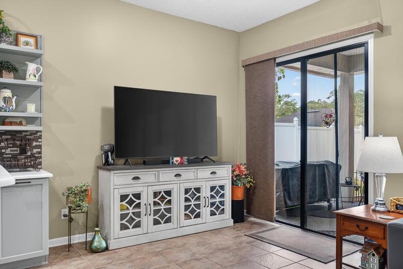 Photo 16 of 13863 Devan Lee Dr E, Jacksonville, FL 32226, photographed by Megapixeler