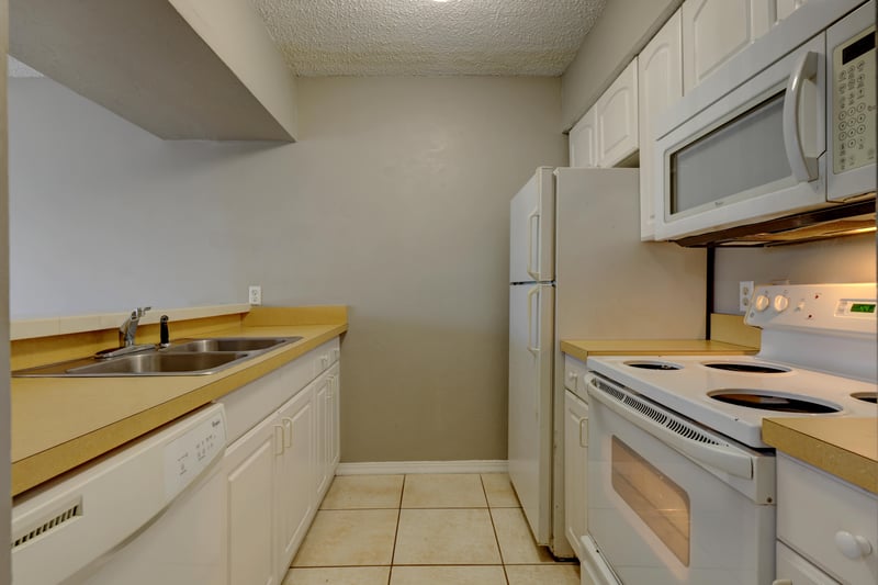 Kitchen at 400 1st St S unit f unit f, Jacksonville Beach, FL 32250