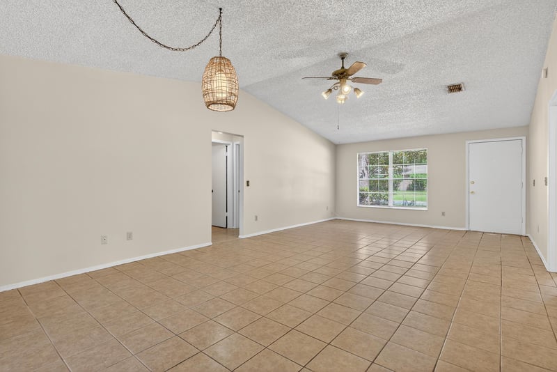 Photo 12 of 2705 Pinewood Blvd N, Middleburg, FL 32068, photographed by Megapixeler
