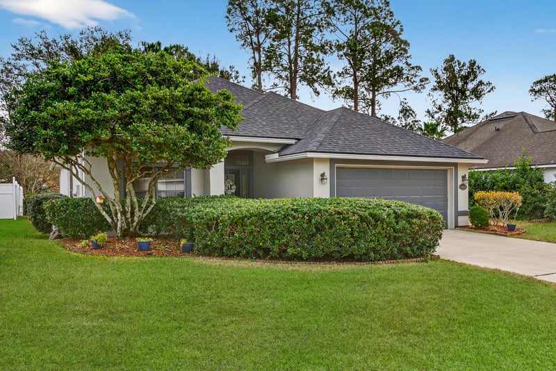 Photo 2 of 13863 Devan Lee Dr E, Jacksonville, FL 32226, photographed by Megapixeler