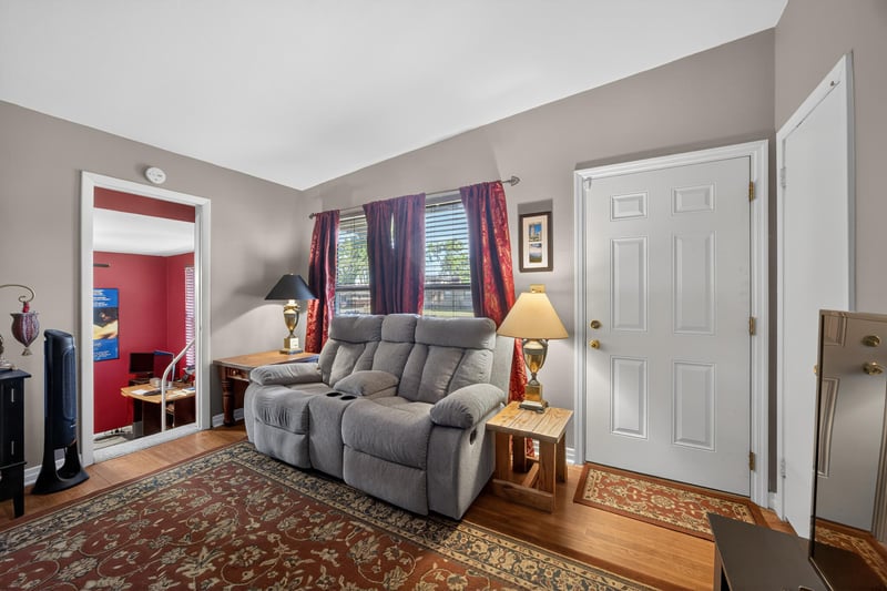 Photo 7 of 2143 Newberry Rd, Jacksonville, FL 32218, photographed by Megapixeler