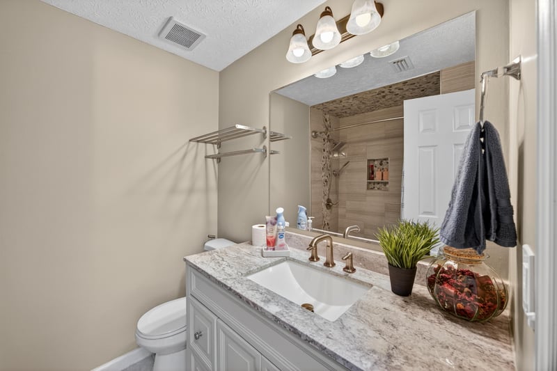 Bathroom 2 at 3627 County Road 218, Middleburg, FL 32068