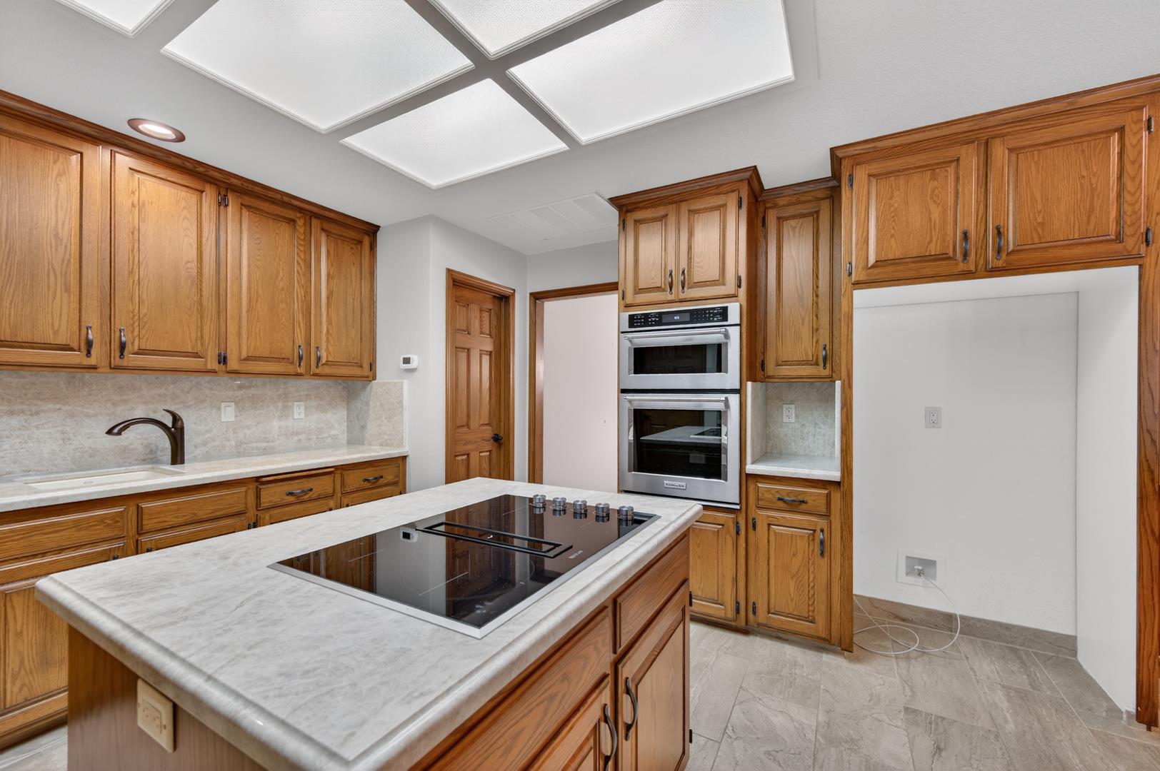 816 E Country View Cir, photo 46