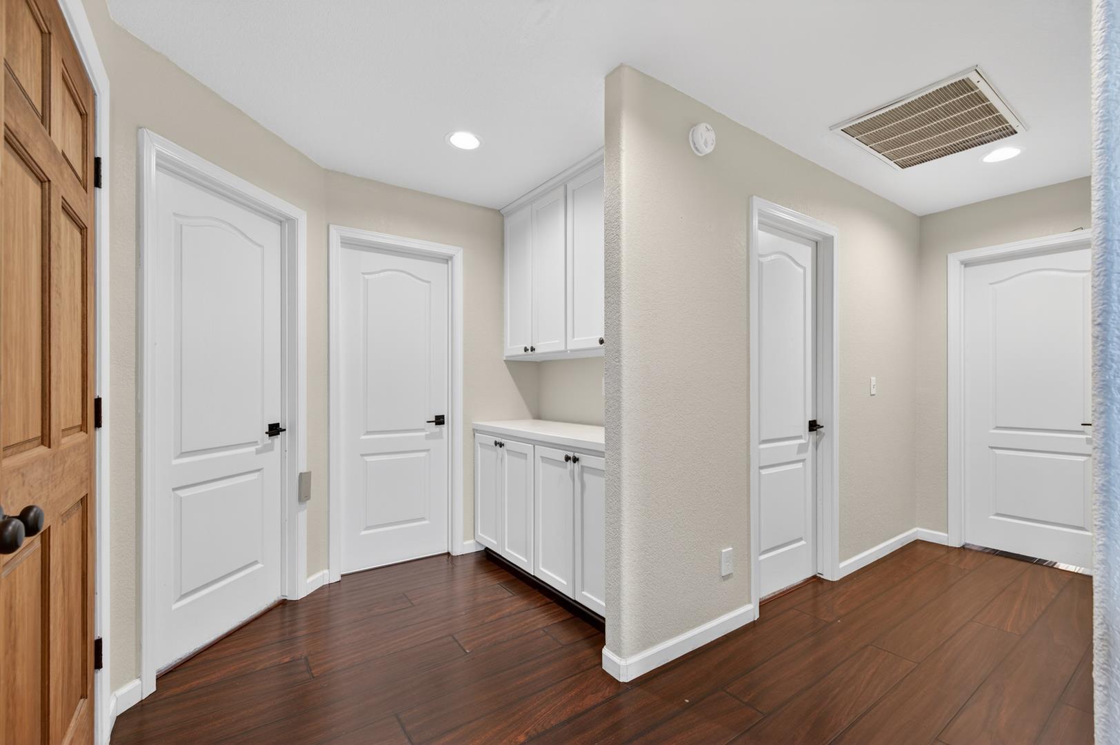 2873 E El Paso Ave, photo 39