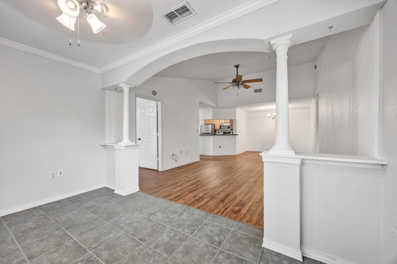 Photo 13 of 7800 Point Meadows Dr unit 1033, Jacksonville, FL 32256, photographed by Megapixeler