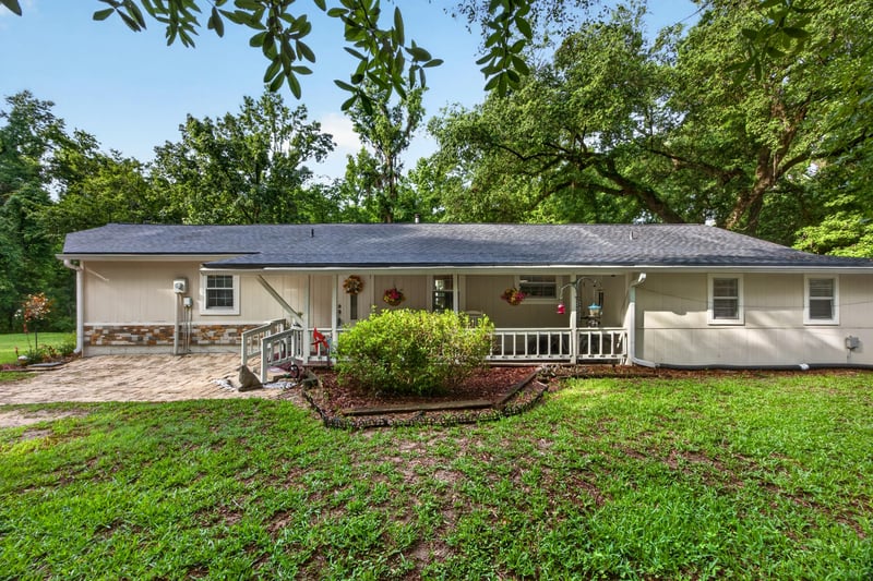 Photo 2 of 2140 Tom Thumb Rd, Middleburg, FL 32068, photographed by Megapixeler