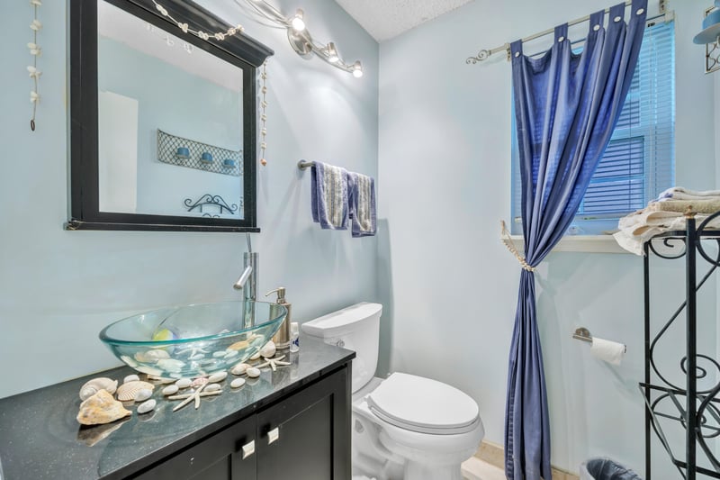 Photo 14 of 1522 Sand Dollar Cir, Neptune Beach, FL 32266, photographed by Megapixeler