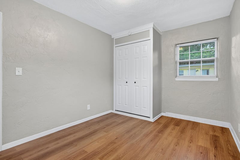 Photo 21 of 1458 Domas Dr, Jacksonville, FL 32211, photographed by Megapixeler