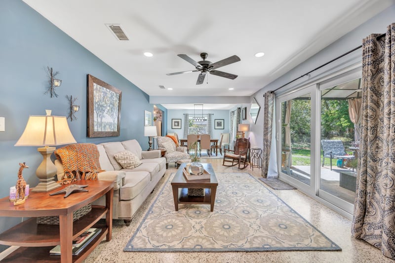 Photo 9 of 1008 Las Robida Dr, Jacksonville, FL 32211, photographed by Megapixeler
