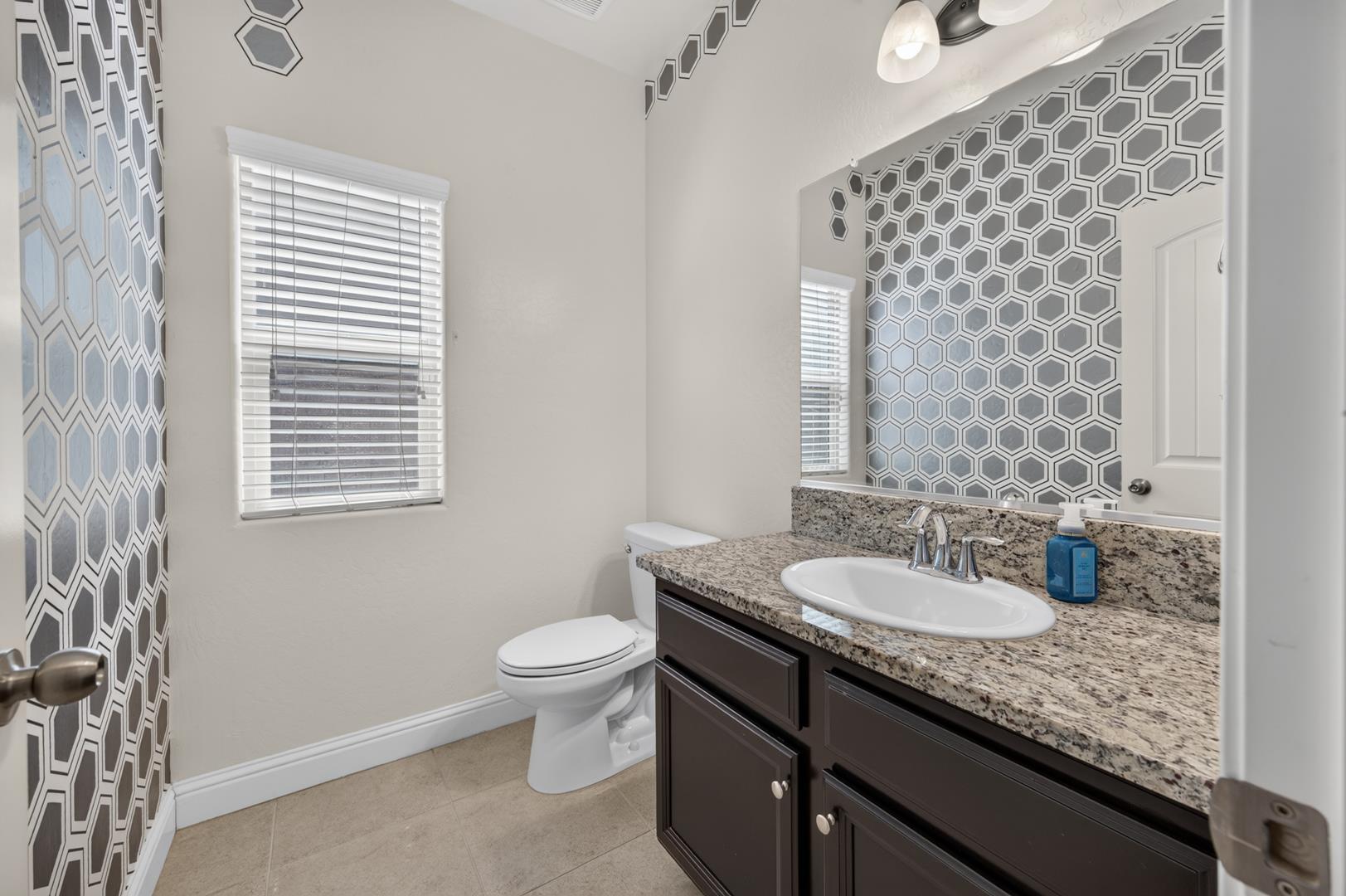 2148 La Canada Ave, photo 23