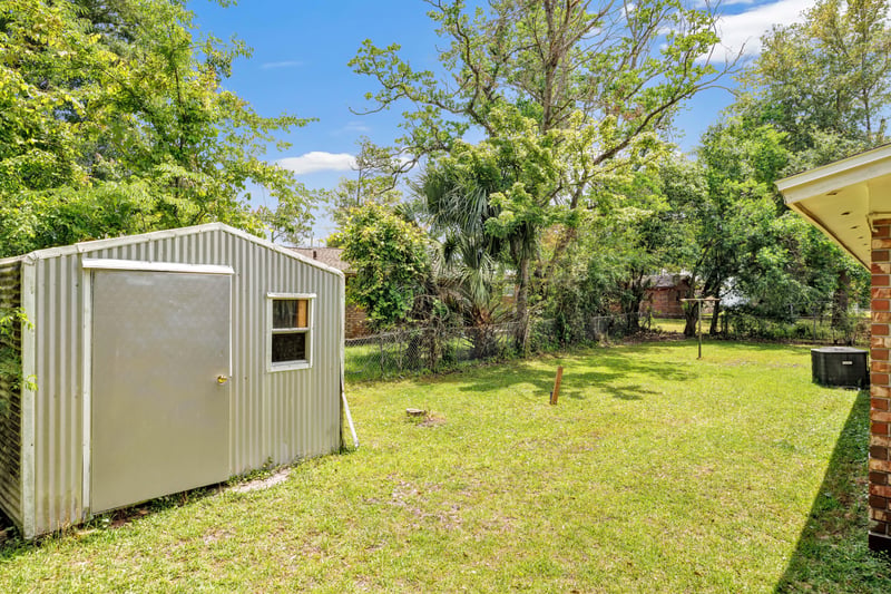 Photo 17 of 4043 Marland St, Jacksonville, FL 32209, photographed by Megapixeler