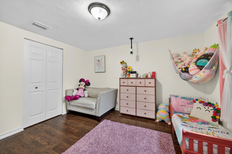 Photo 17 of 7221 Dostie Dr E, Jacksonville, FL 32209, photographed by Megapixeler