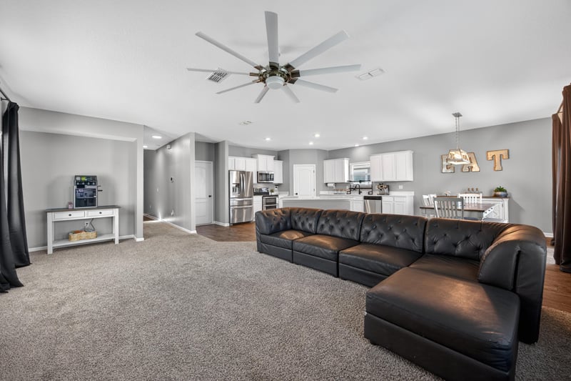 Photo 8 of 2358 Evening Oaks Ln, Green Cove Springs, FL 32043, photographed by Megapixeler