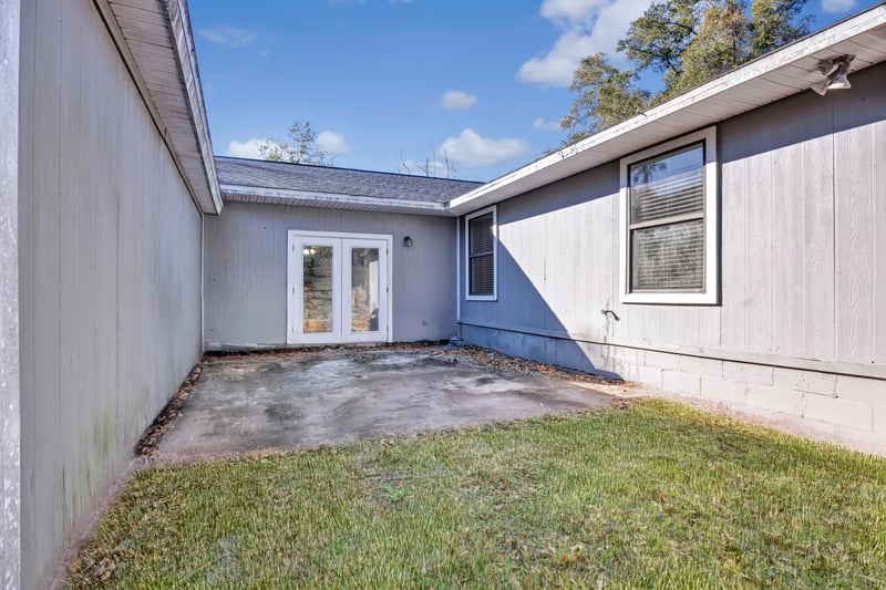 Photo 21 of 8626 Taylor Field Rd, Jacksonville, FL 32244, photographed by Megapixeler