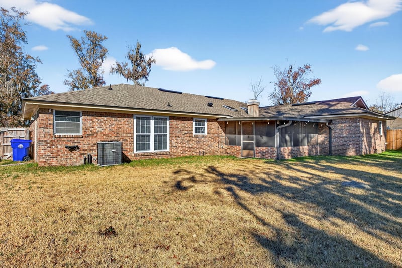 Photo 31 of 1546 Dolphin St N, Orange Park, FL 32073, photographed by Megapixeler