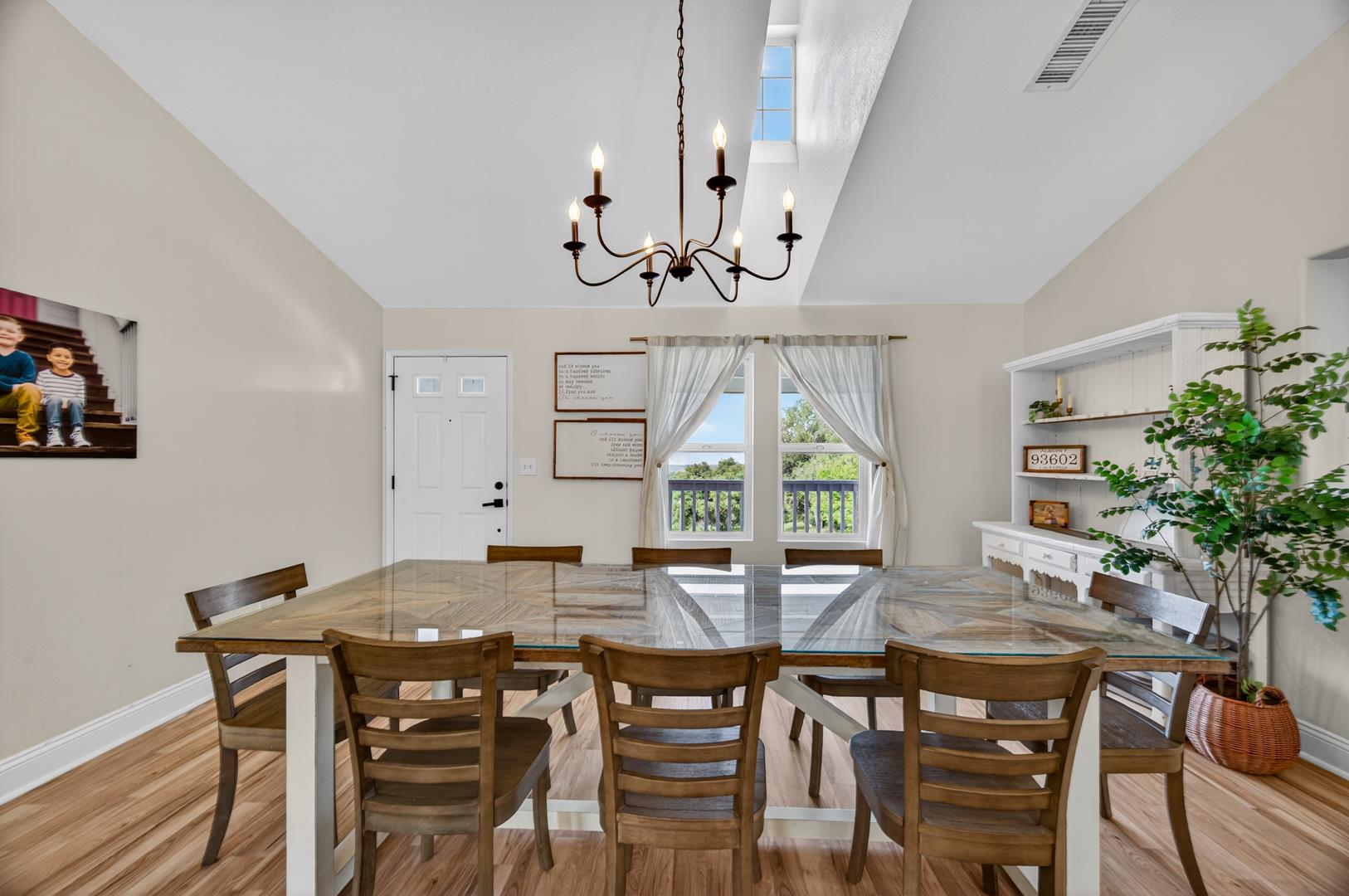 35073 Auberry Rd, photo 14