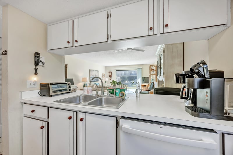 Photo 10 of 826 A1A Beach Blvd unit 46, St. Augustine, FL 32080, photographed by Megapixeler