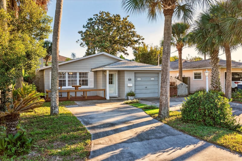 Photo 7 of 509 Lora St, Neptune Beach, FL 32266, photographed by Megapixeler