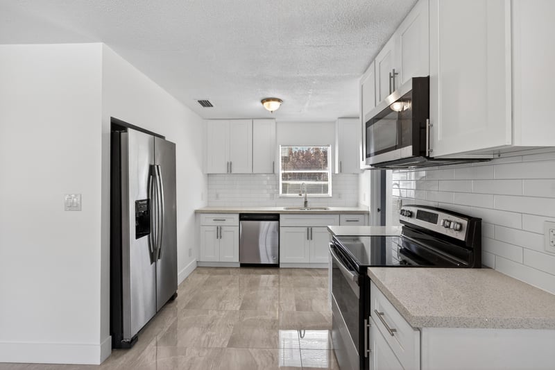Photo 8 of 217 Carver St W, St. Augustine, FL 32080, photographed by Megapixeler