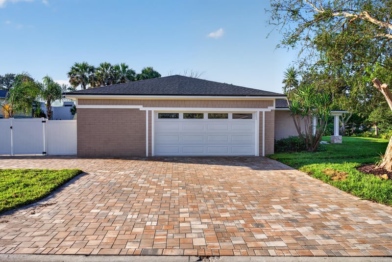 Paver driveway and garage at 1525 8th St N, Jacksonville Beach, FL