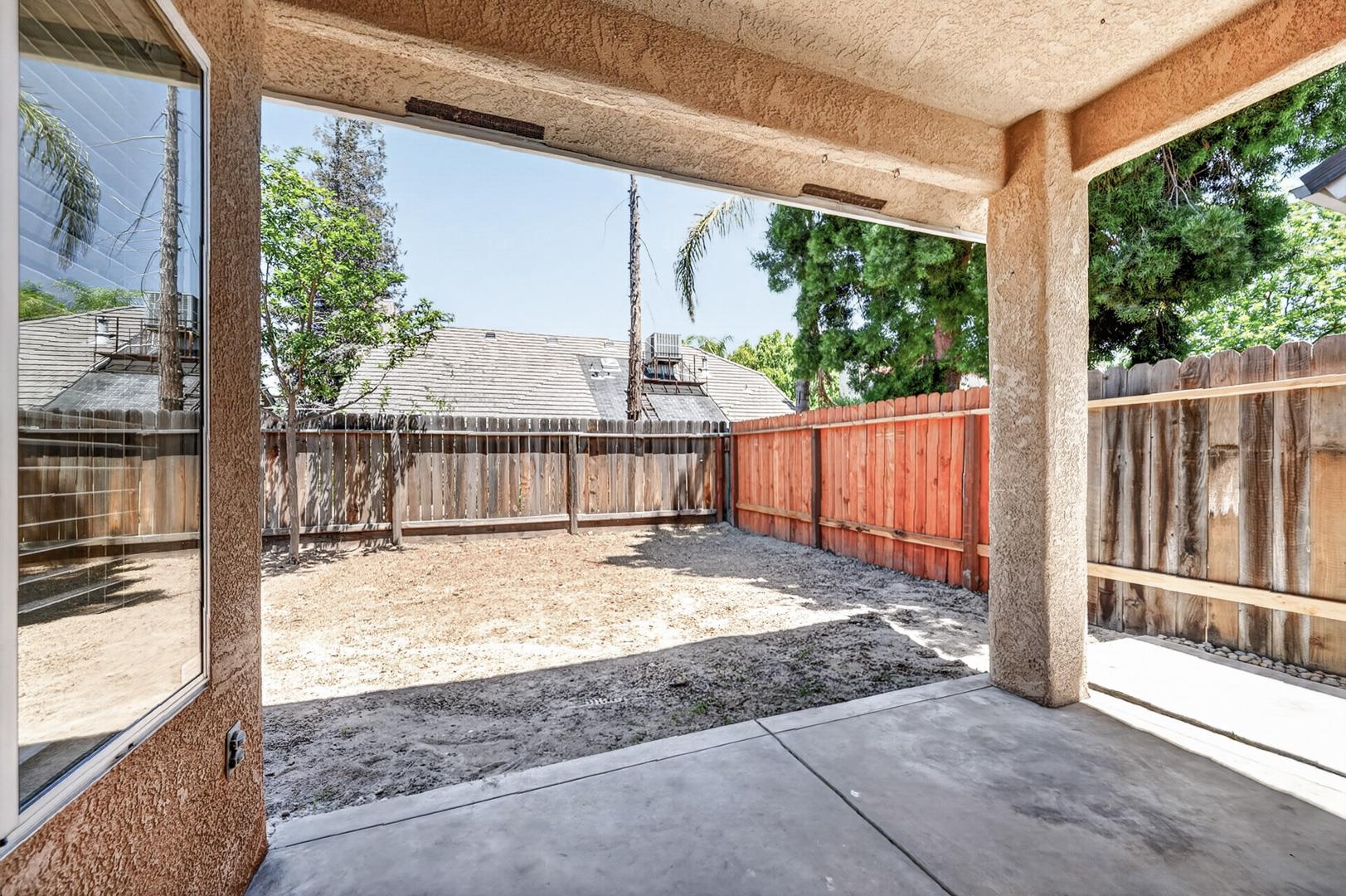 2228 E Yeargin Dr, photo 52