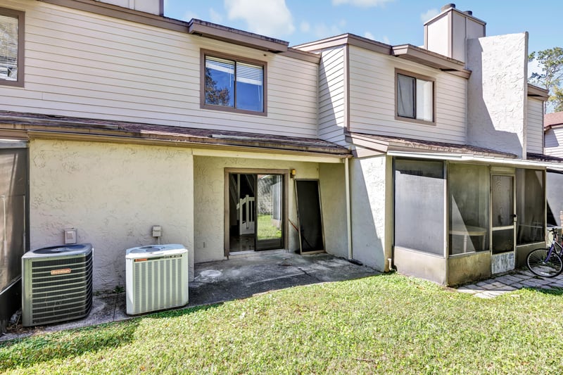 Photo 37 of 8300 Plaza Gate Ln unit 1062, Jacksonville, FL 32217, photographed by Megapixeler