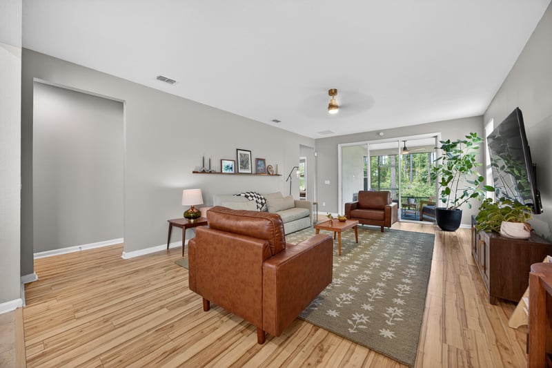 Photo 16 of 618 Briar View Dr, Orange Park, FL 32065, photographed by Megapixeler