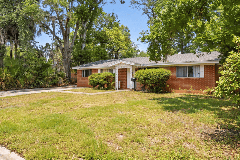 Photo 4 of 7221 Dostie Dr E, Jacksonville, FL 32209, photographed by Megapixeler