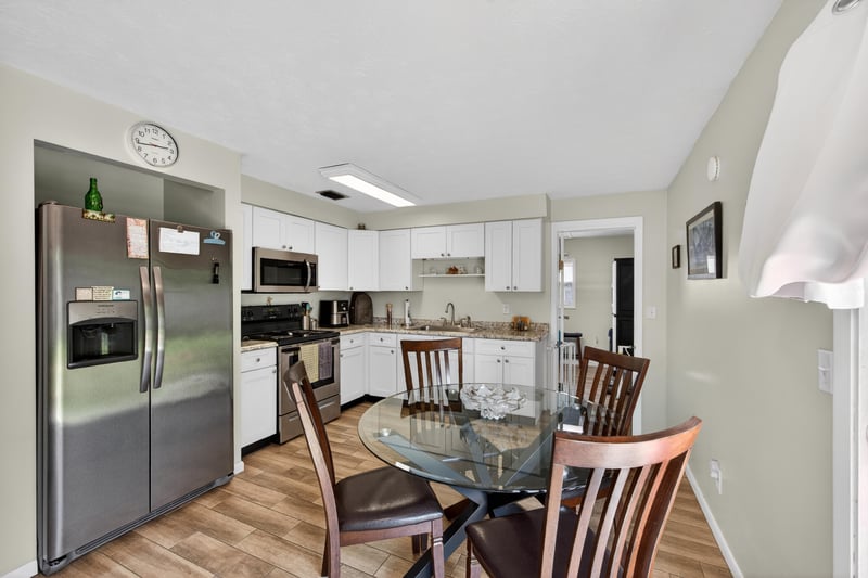 Photo 8 of 11506 Renne Dr E, Jacksonville, FL 32218, photographed by Megapixeler