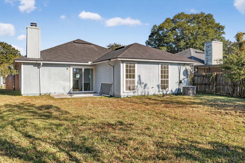 Photo 29 of 11170 Wandering Oaks Dr, Jacksonville, FL 32257, photographed by Megapixeler