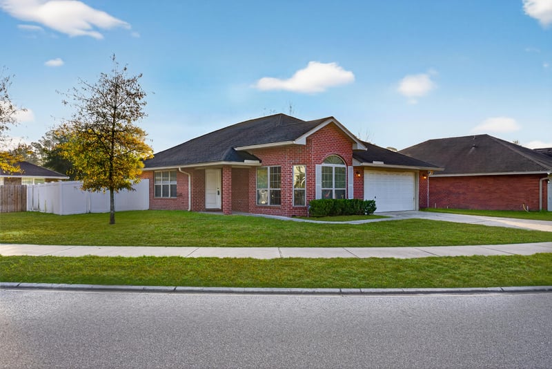 Front Diagonal at 2185 Cherokee Cove Trail, Jacksonville, FL 32221