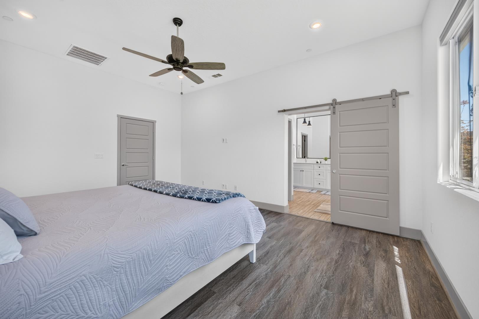 655 Huntington Ave, photo 18