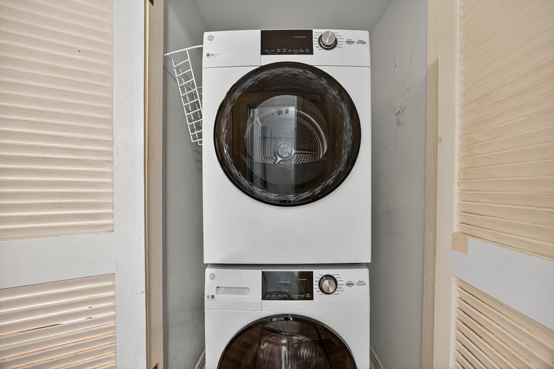 Laundry at 2923 Princeton Ave, Jacksonville, FL 32210