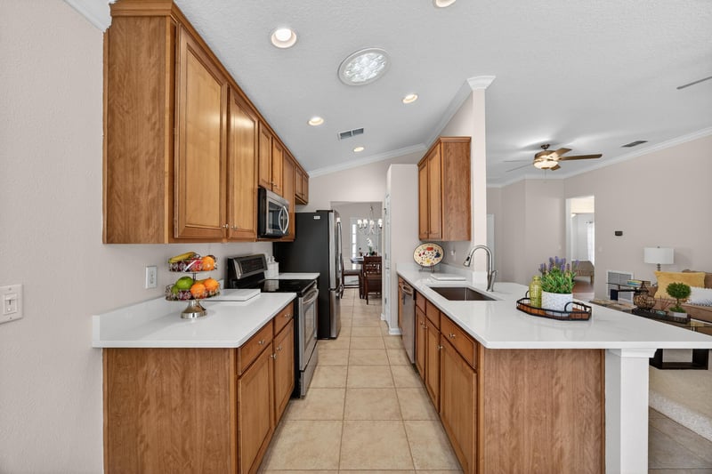 Photo 10 of 9133 Sweet Tree Trail, Jacksonville, FL 32256, photographed by Megapixeler